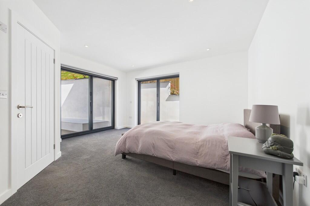 CAM01085G0-PR0554...