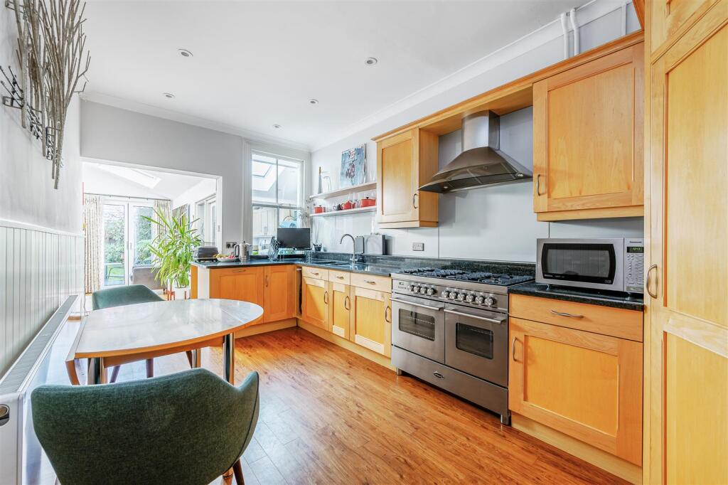 36 Loveday Road-7.jpg