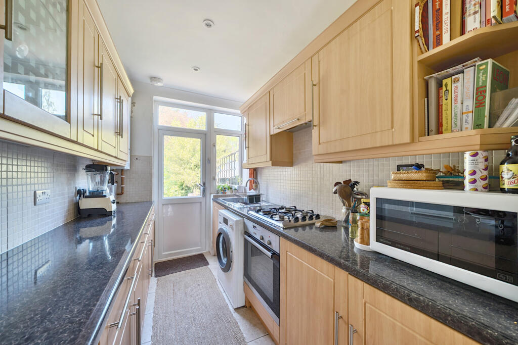 1310676-14-684c25...