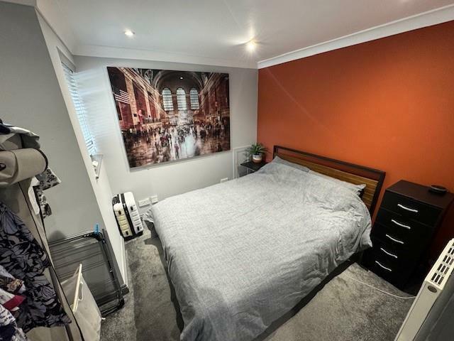 gf bedroom.jpg