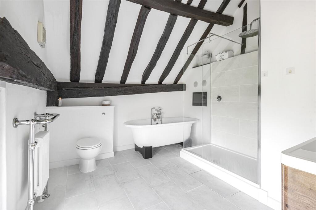 Bedroom One En Suite