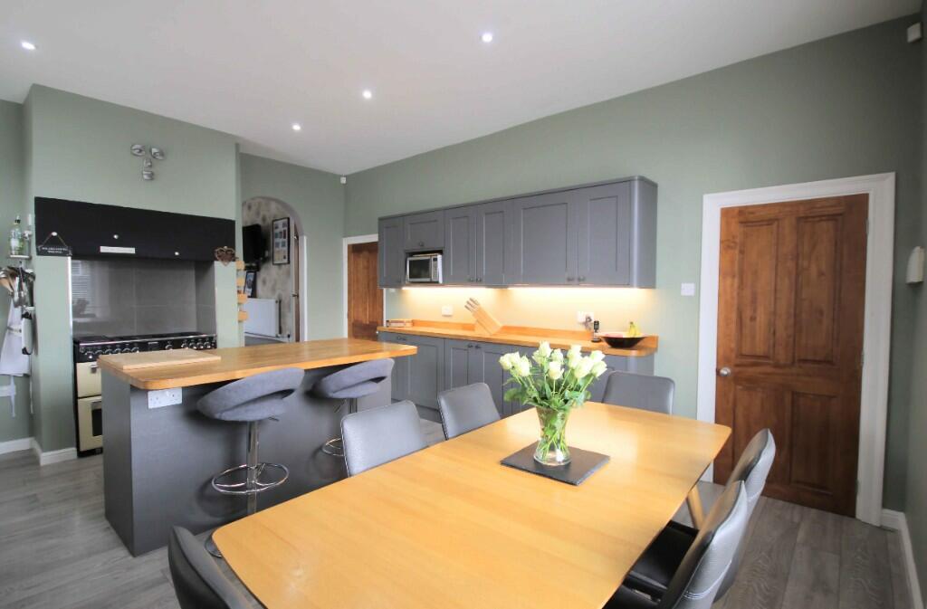 Dining Kitchen