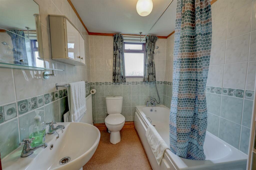 Annexe Bathroom