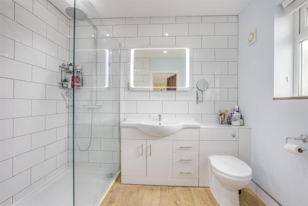 38 Wycombe Road, HP15 6RY-4.jpg