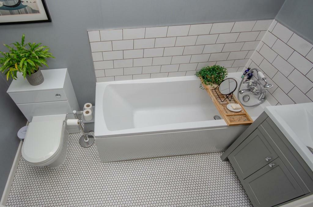 GF Bathroom.jpg
