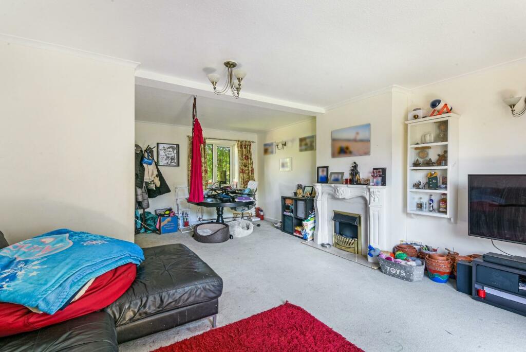 BRIDGEFIELD CLOSE,2-177.jpg