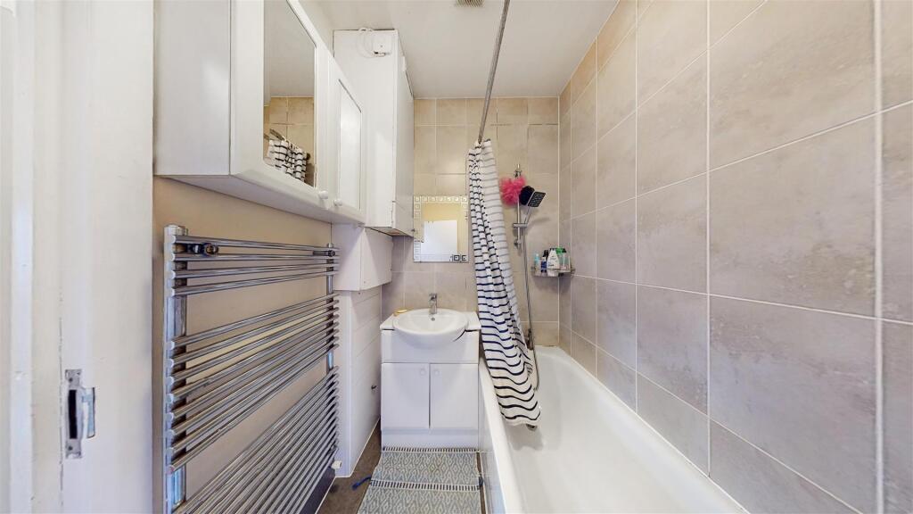 Bathroom Ground floor