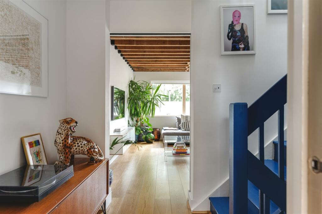 30 Coniston Walk-23.jpg