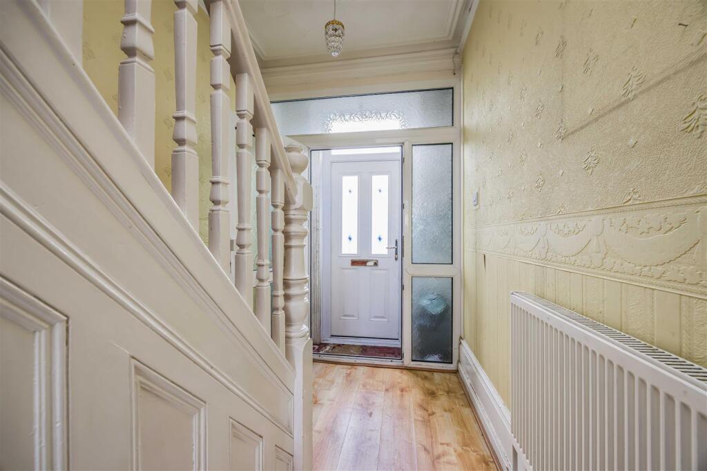 20 Paddington Road, Copnor-Small-PorticoMarketing-