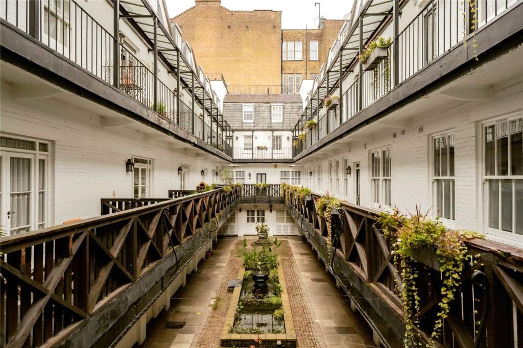 Mews Courtyard