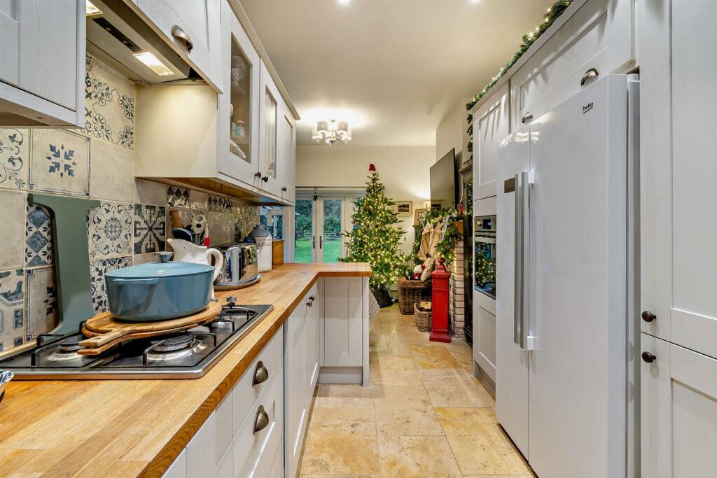 8631598-interior20-800.jpg