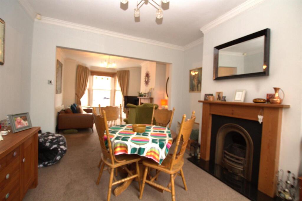 dining through lounge.jpg