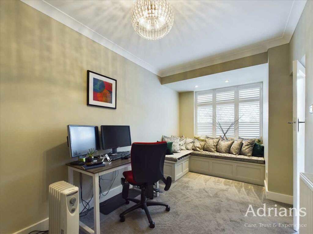 STUDY / PLAYROOM