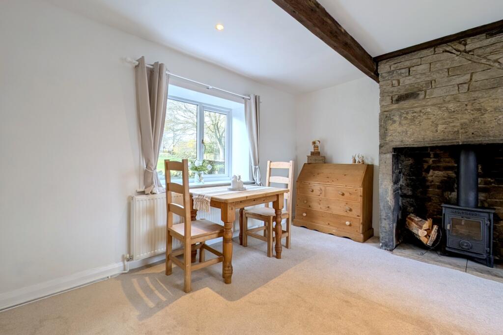 Winter Hill EweMove Brighouse Southowram (7)