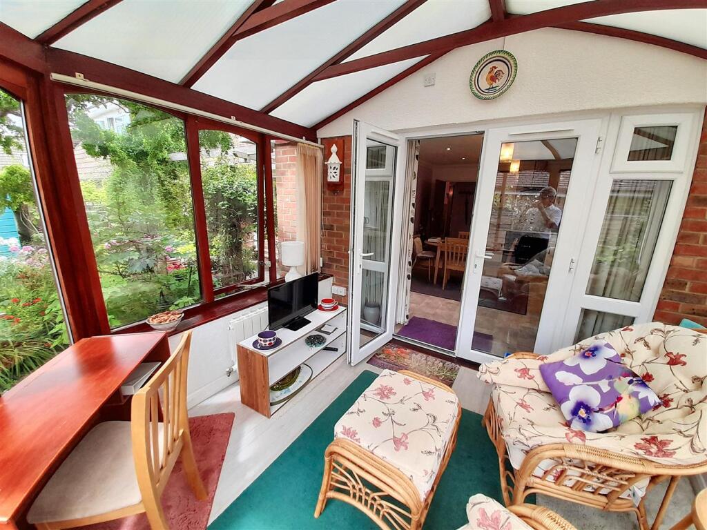 Conservatory new.jpg