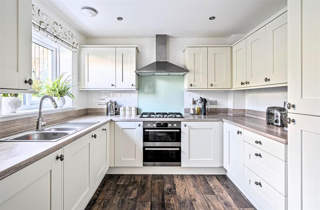1387642-2-69317f70d0e7a.jpg