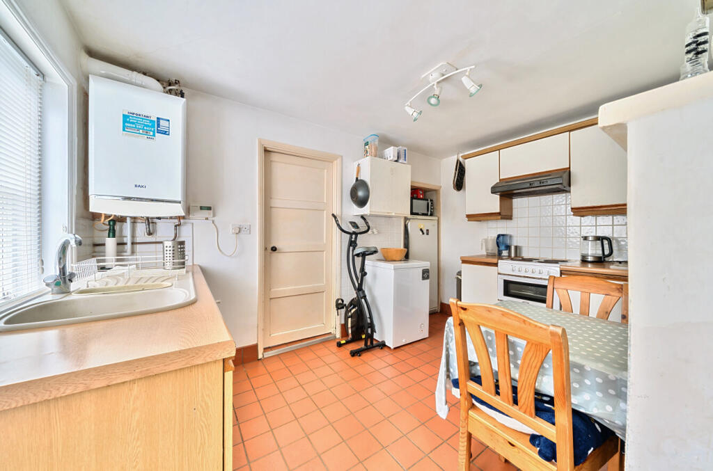 1294219-16-682645...