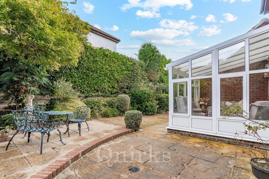 20 Coopers Drive-HR12.jpg