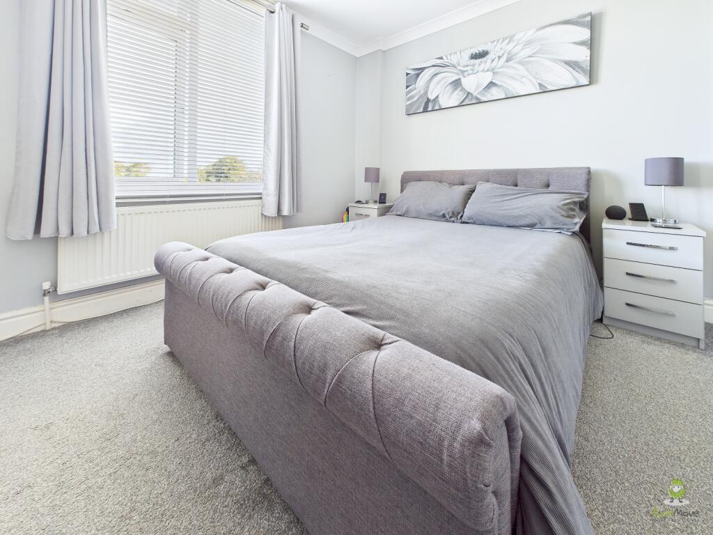 CAM01543G0-PR0155-STILL041