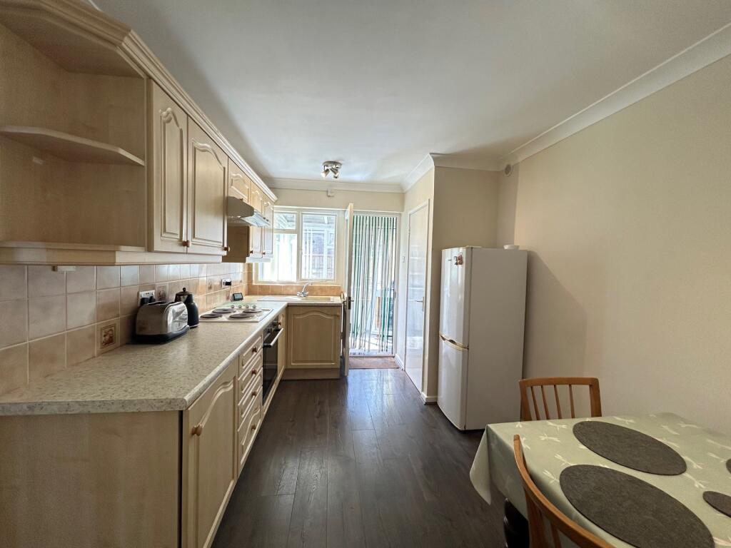 Kitchen 1
