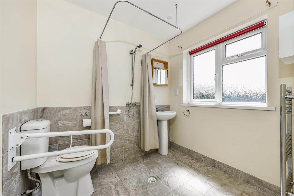 Downstairs Bathroom.jpg