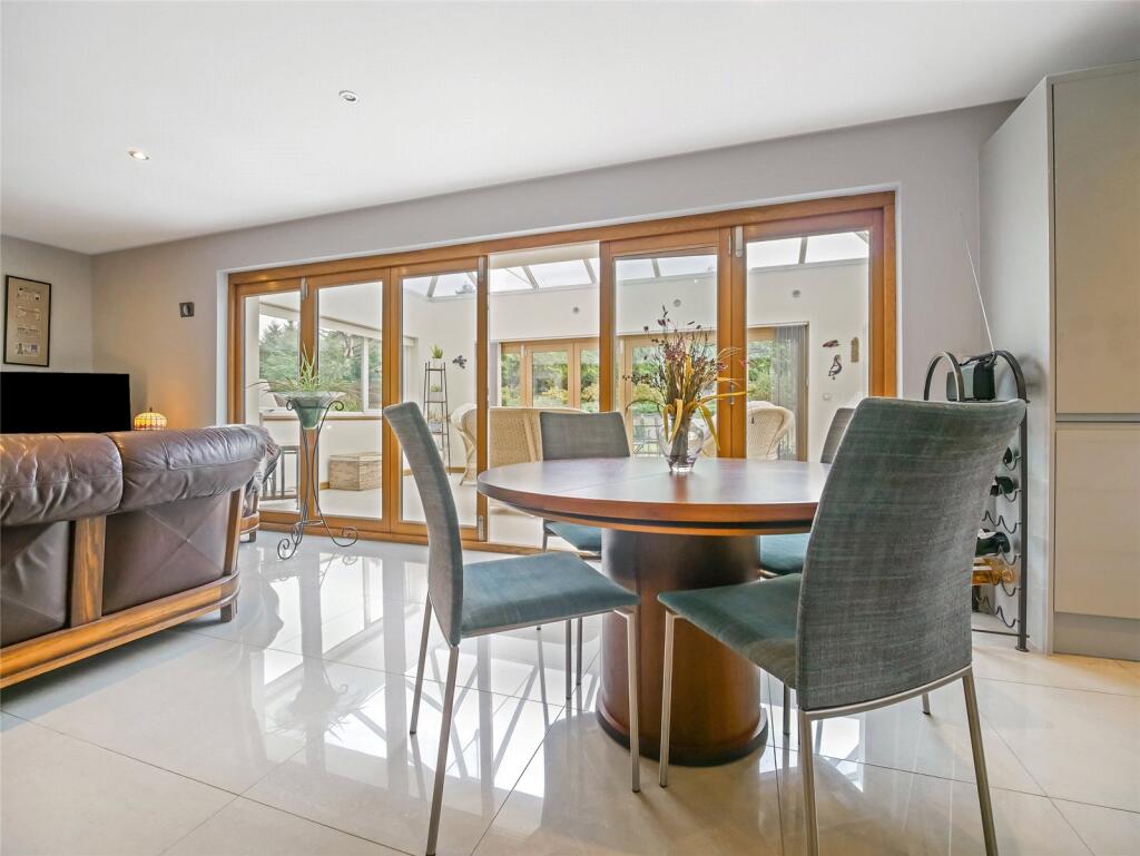 Family Room/Dining