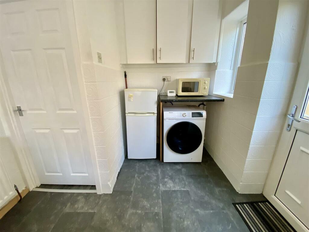 Bramleys Estate Agents - Knowl Road - Mirfield (28