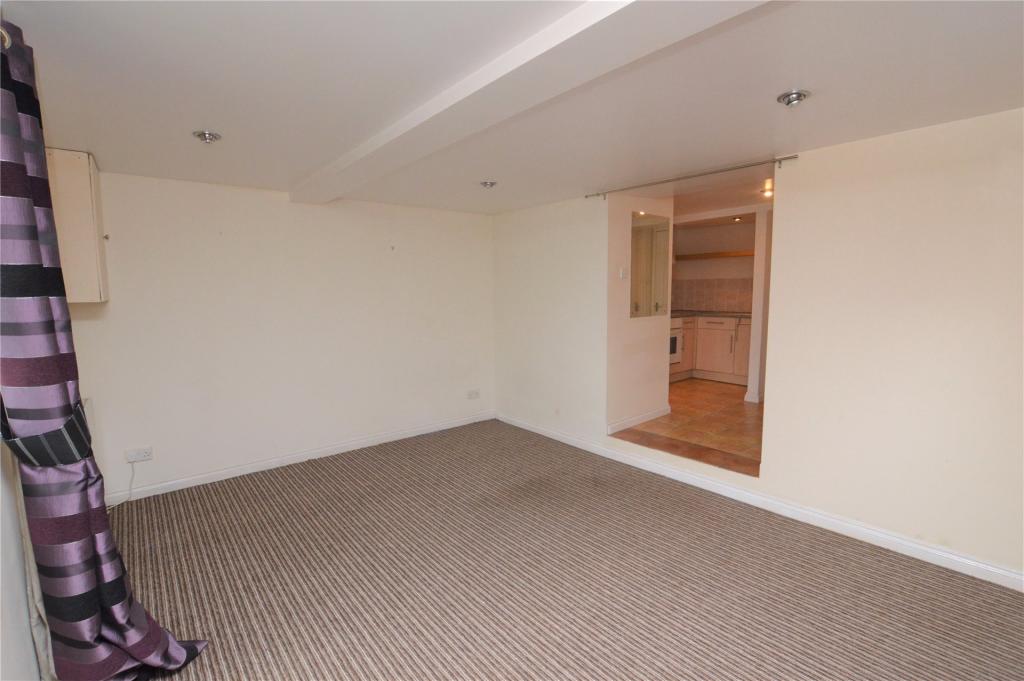 Lounge/Bedroom