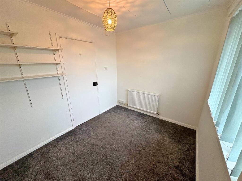 Bedroom 3c (edit).jpg