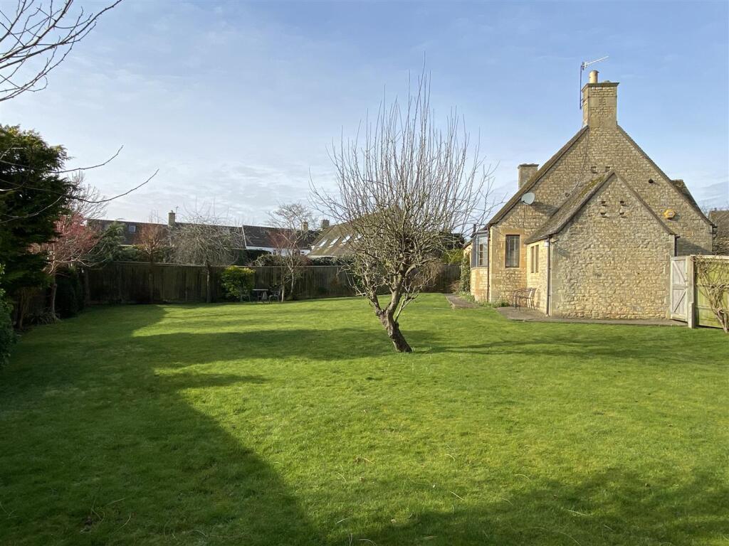 Rear Garden.JPG