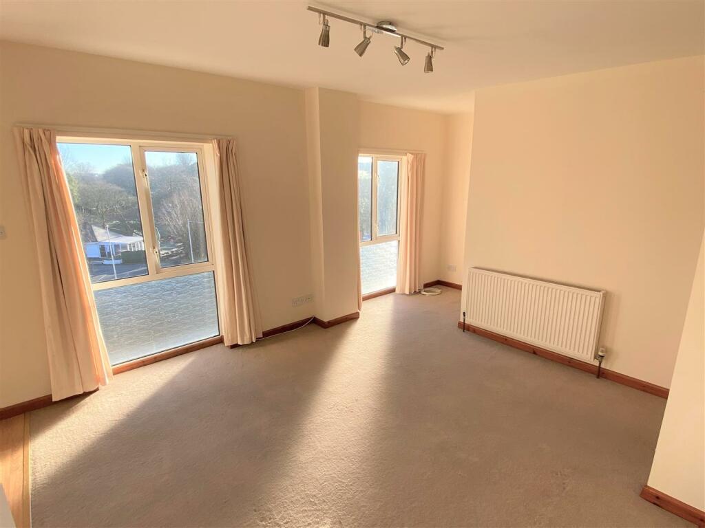 4 Park View Apartments Lounge