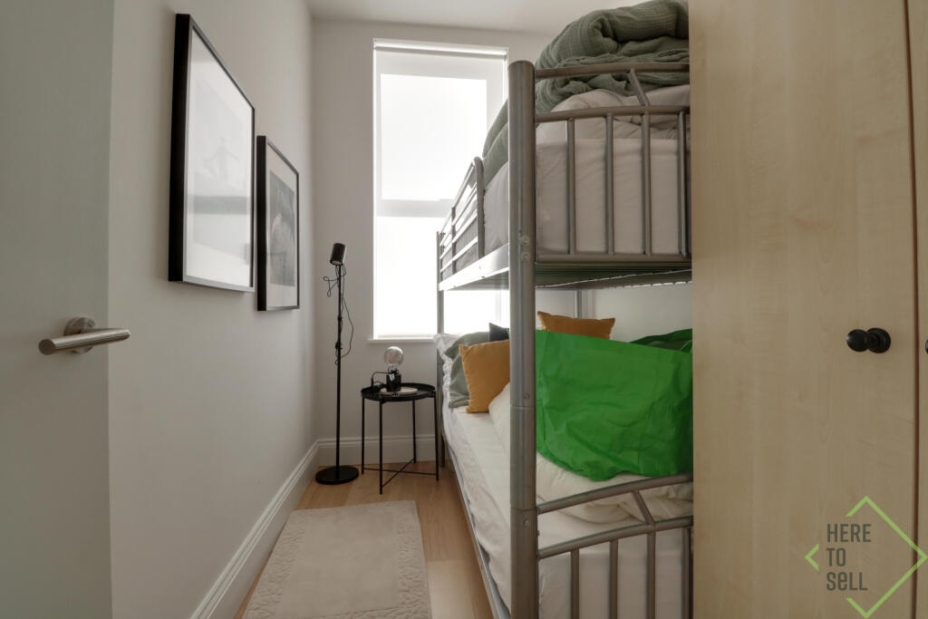 SecondBedroom2