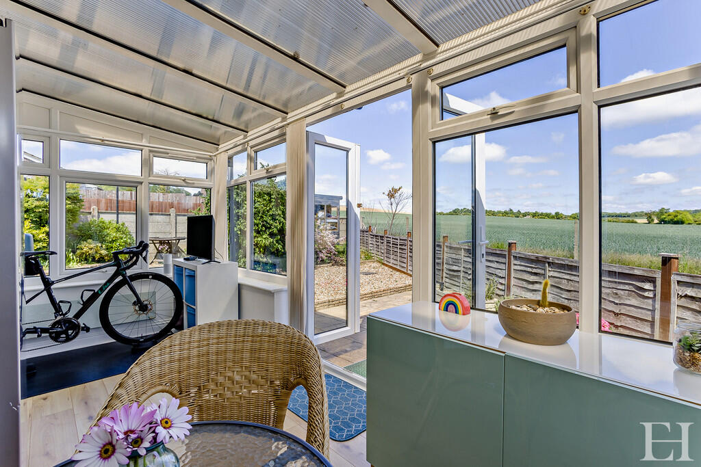 8648789-interiorW...