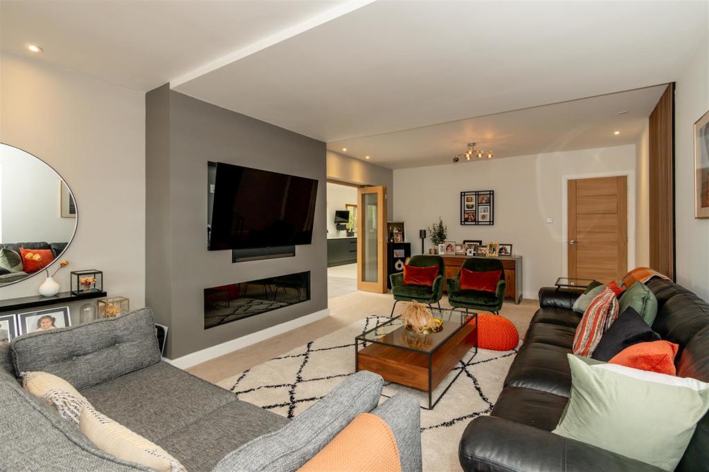 Lounge Aspect 3.jpg