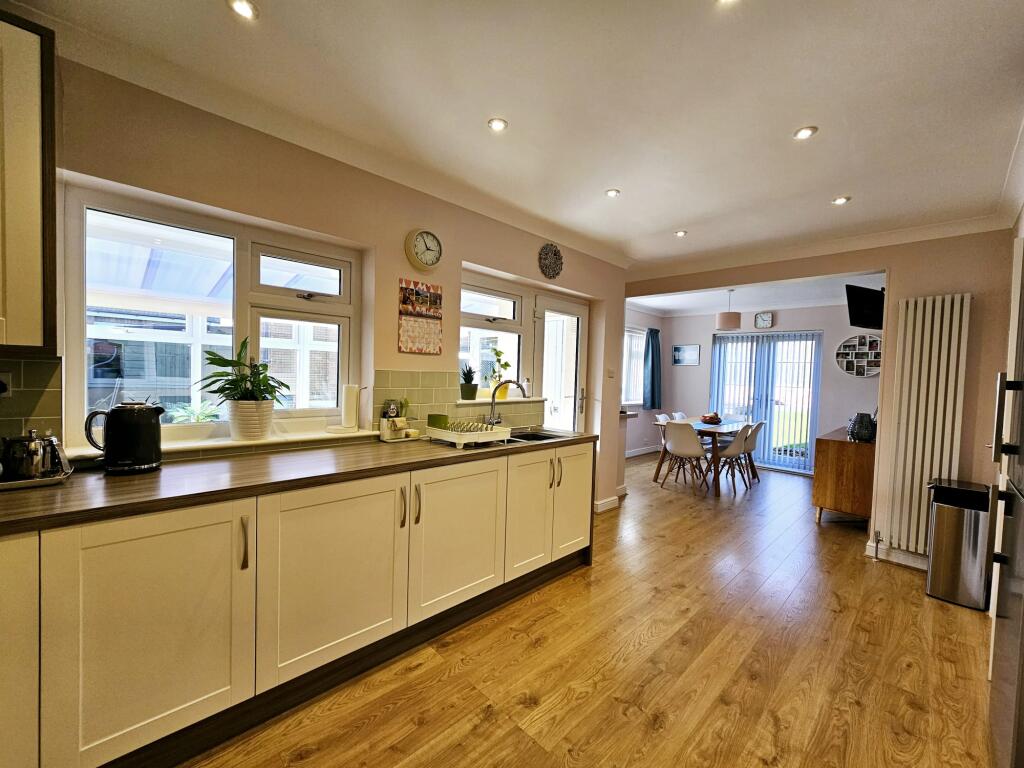 5581d57d-75e3-40bc-83ac-73a22dfbe646