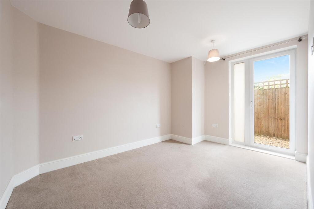 ACER HOUSE, FLAT  (6).jpg