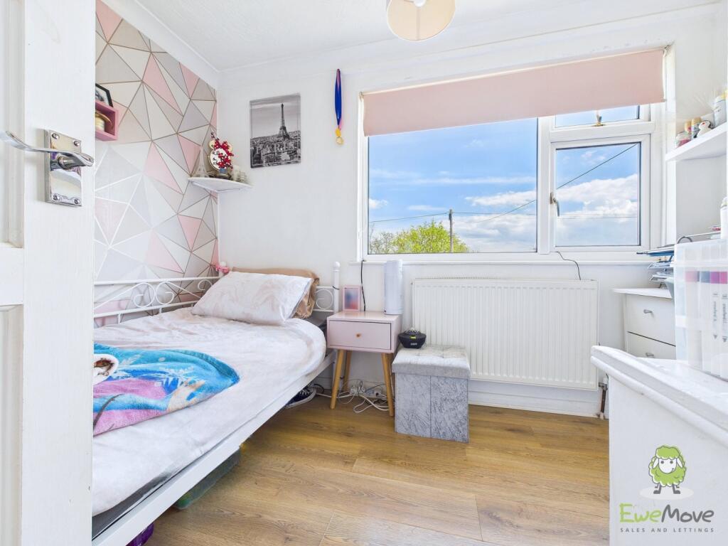 CAM01543G0-PR0125-STILL049