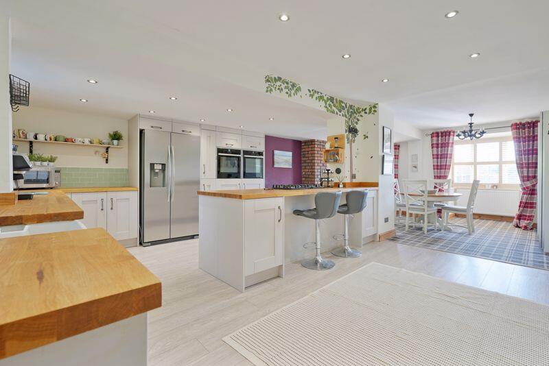 Open Plan Dining Kitchen 
