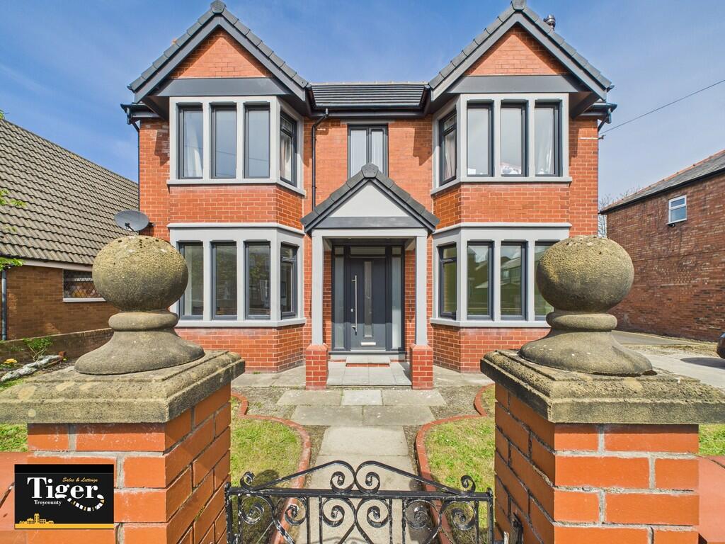 CAM02176G0-PR0559...