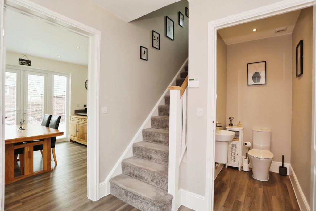 Entrance Hall &amp; WC