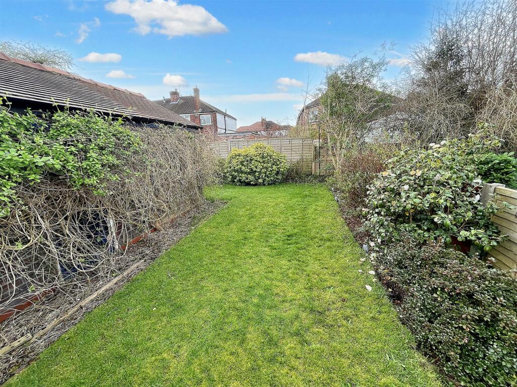 Gardens Aspect 2