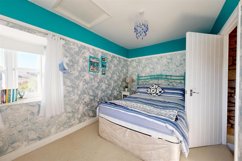 3-Cove-Cottages-04122025_114229.jpg