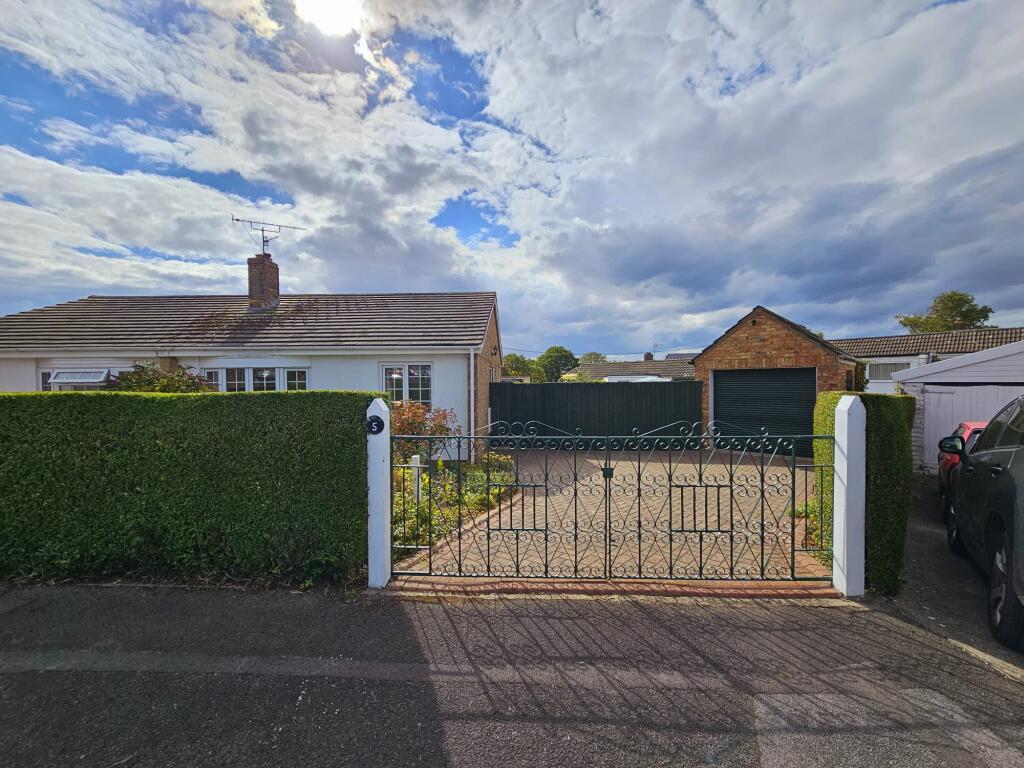 8bdfd6d5-0a08-4174-8339-03e3ed98a1eb