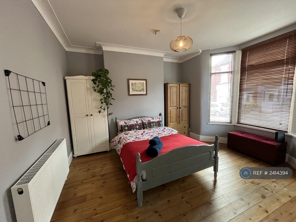 Bed Room 1 Downstairs 