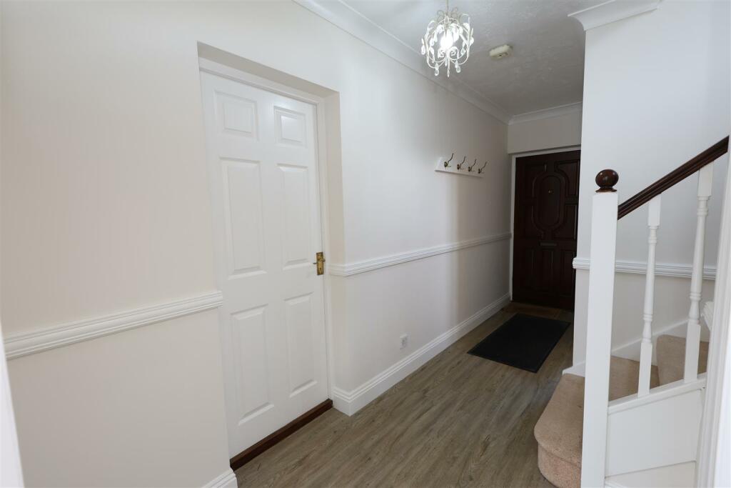 ENTRANCE HALLWAY