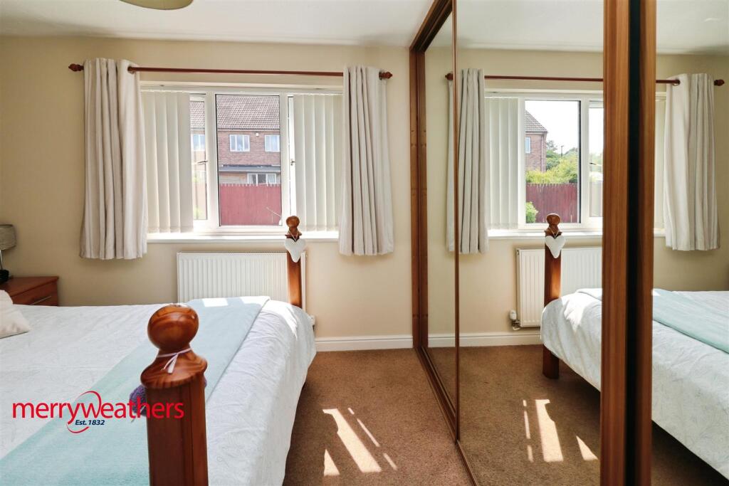 REAR BEDROOM