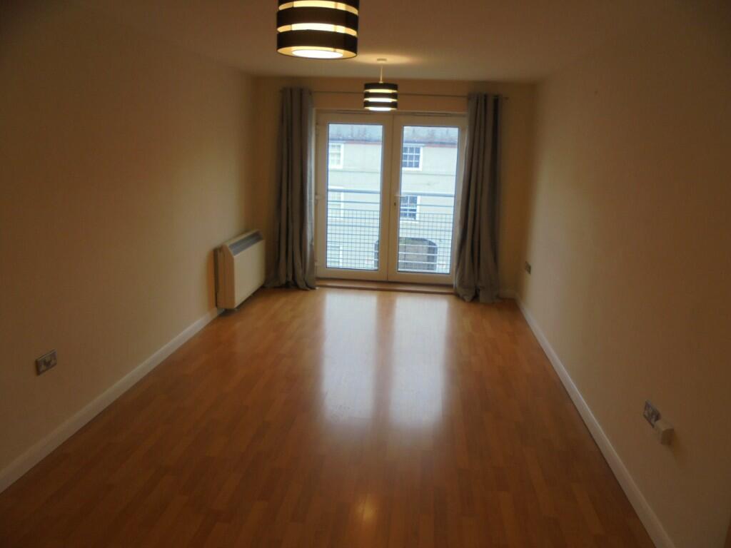 Open Lounge/Dining