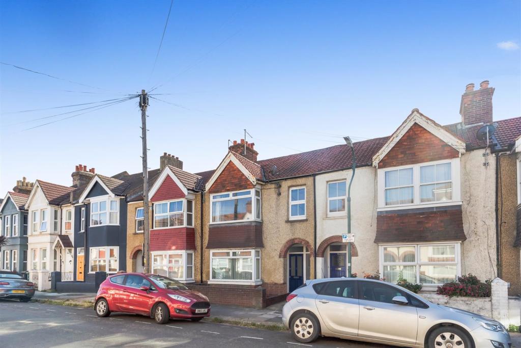 St Leonards Avenue, 17-13.JPG