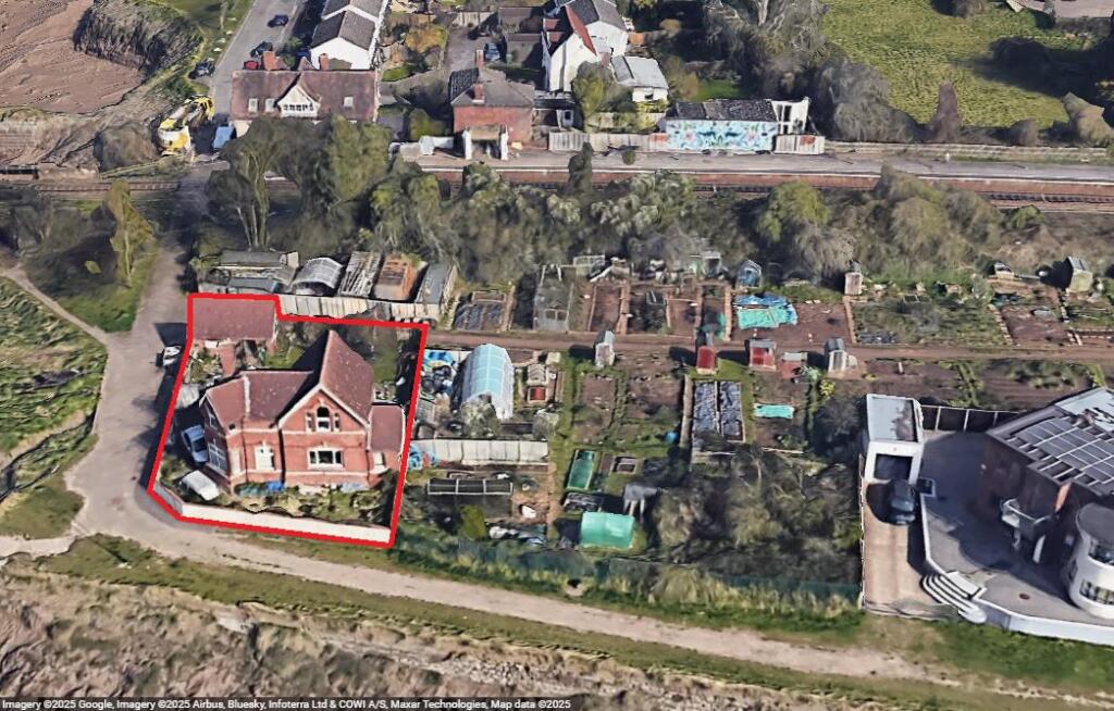10 - Detached House for Auction, Sea Mills.jpg