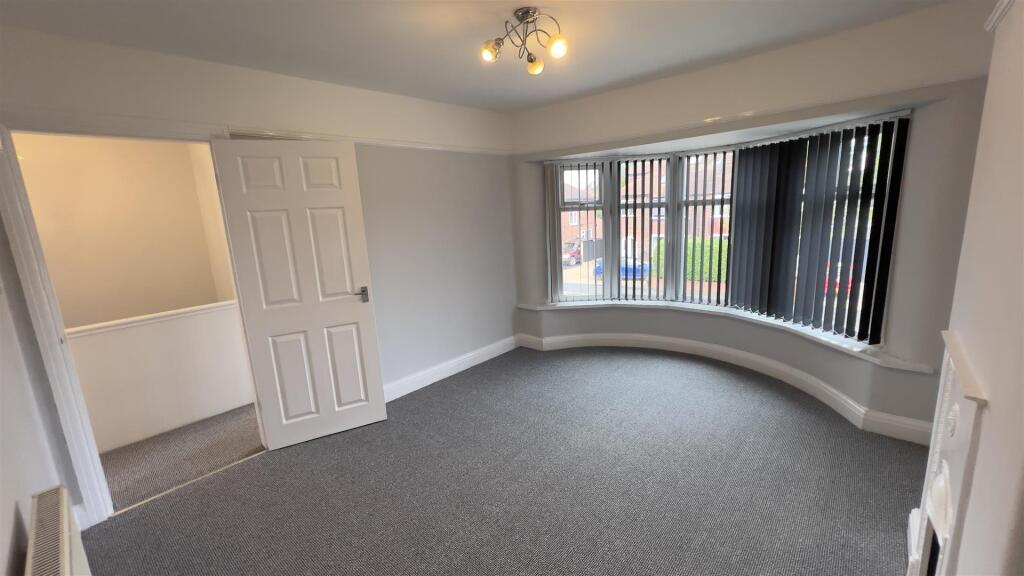 Bedroom One 004.jpeg